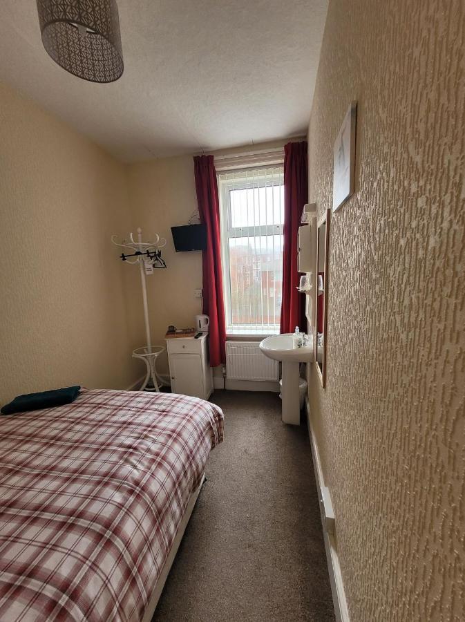 The Clevedon Bed and Breakfast Blackpool Exteriör bild
