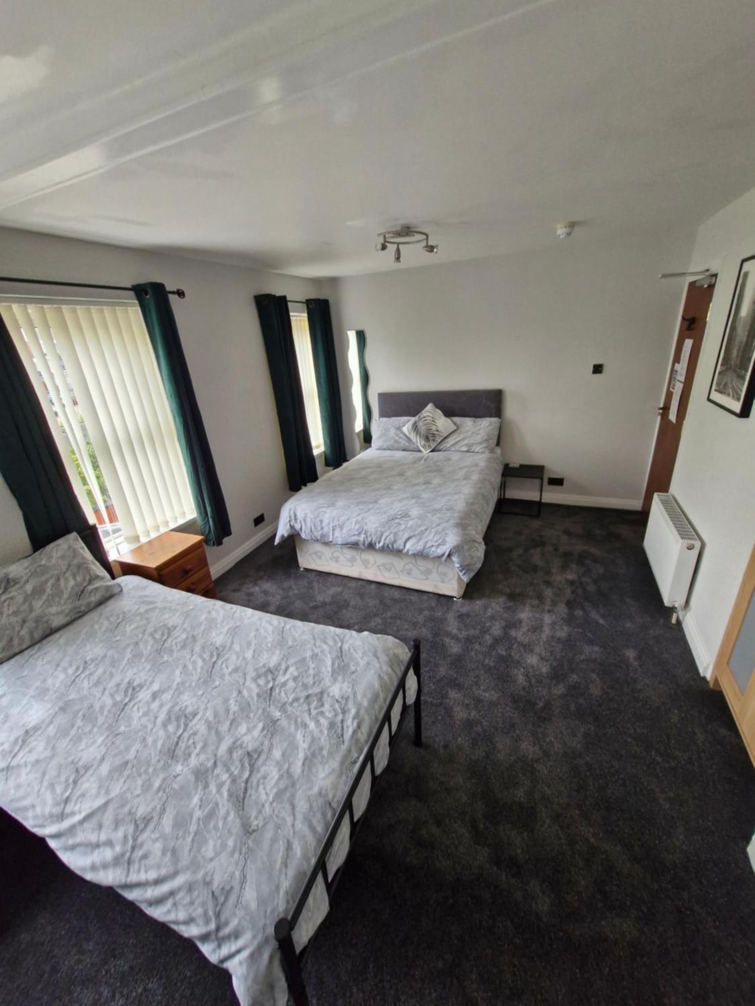 The Clevedon Bed and Breakfast Blackpool Exteriör bild