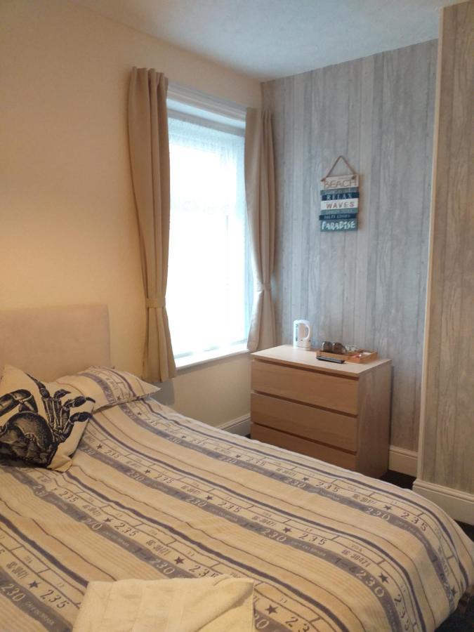The Clevedon Bed and Breakfast Blackpool Exteriör bild